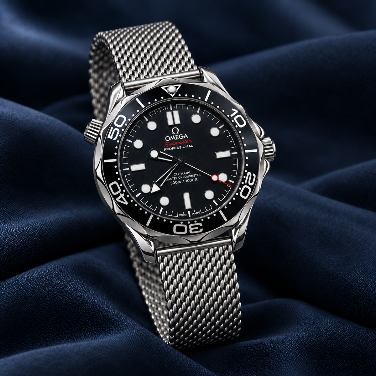TRITON — détail de la maille argentée